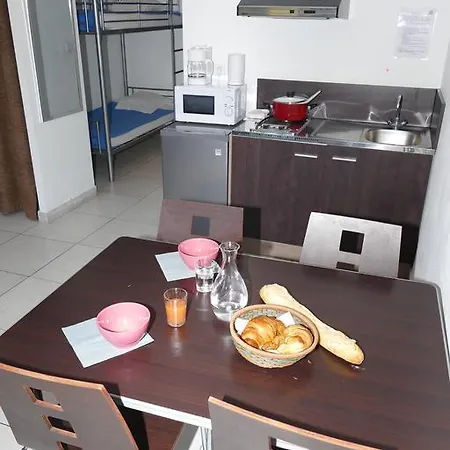 Saint Esteve Appart 3*