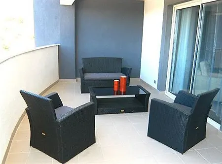 Saint Esteve Appart 3* Ла-Сьота