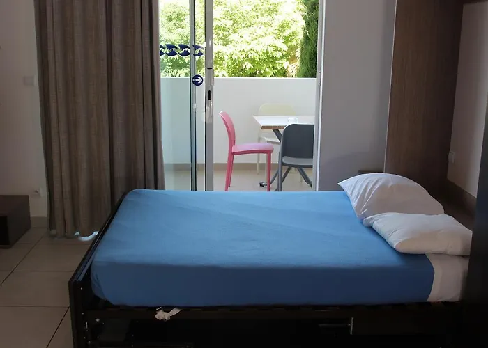 Aparthotel Saint Esteve Appart La Ciotat